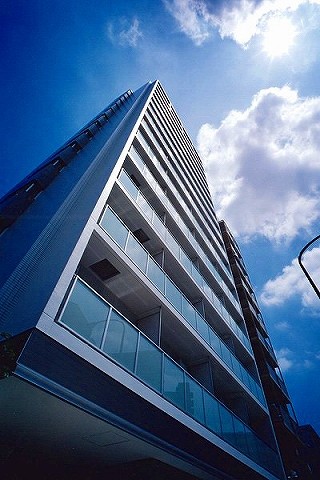 コンフォリア西新宿の画像
