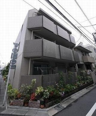 エテルノ代々木の外観