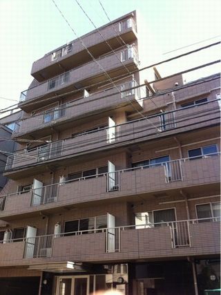 エルスタンザ参宮橋の外観