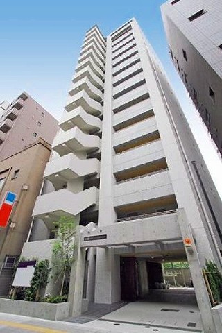 プラウドフラット三軒茶屋の外観