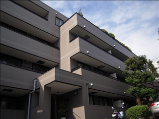 ボーセジュール代々木の外観