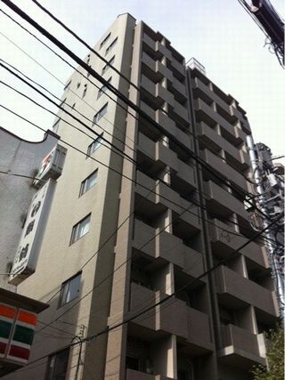 リージア代々木の外観