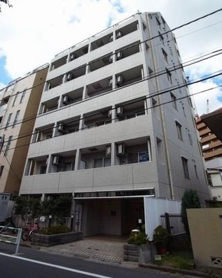 レガリアヒルズ代々木の外観