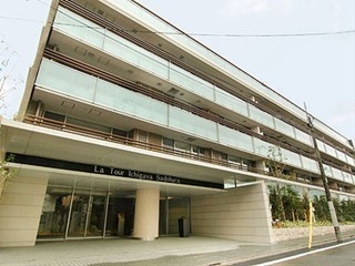 ラ・トゥール市谷砂土原の外観