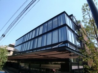 レジディア市谷砂土原の外観
