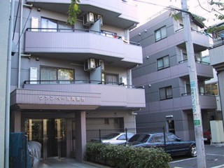 ヴァンベール青葉台の外観