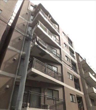 エクセルシオール麻布の外観