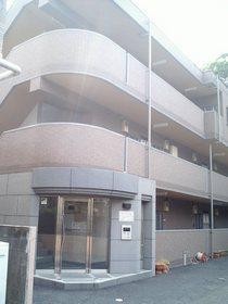 ラ・ハイア三宿の外観