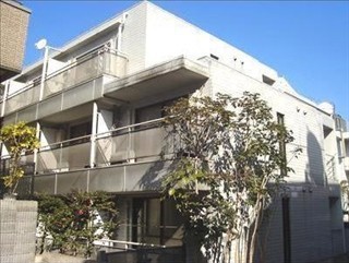 プレール南青山の外観