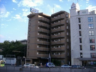 菱和パレス青山南の外観