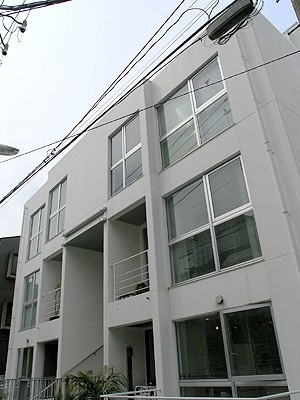 SOHO北青山の外観