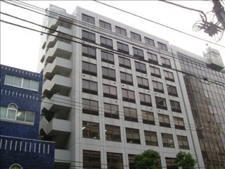 青山ハイツの外観