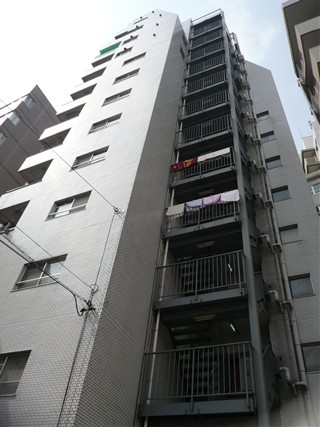 グリーンパーク市ヶ谷柳町の外観