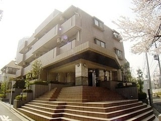 クレアホームズ神宮前の外観