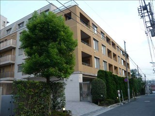 パークコート南青山ヒルトップレジデンスの外観