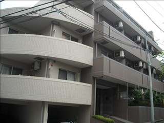 ラグジュアリーアパートメント目黒東山の外観