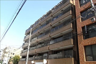 虎ノ門ガーデンの外観