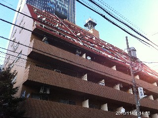 バロール代々木の外観