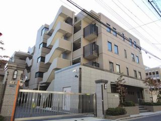 エーデルブルクの外観