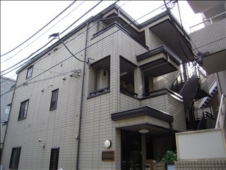 クレアール代々木の外観