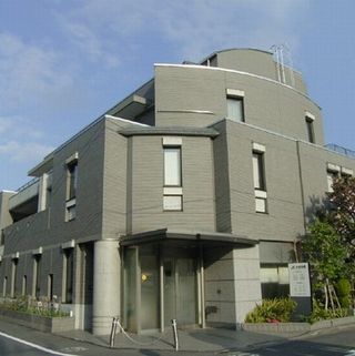 ヒルルク・ナカムラの外観