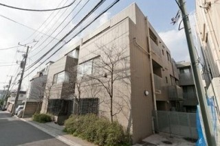 四ツ谷ＨＯＵＳＥの外観