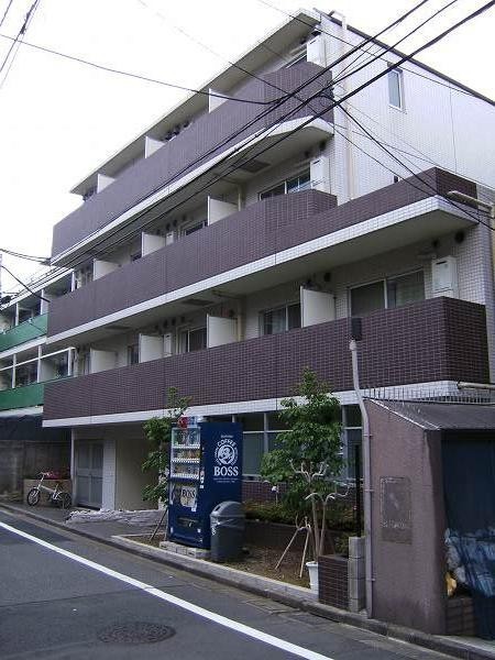 プレール・ドゥーク東新宿の外観