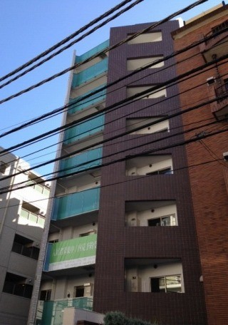 コスモリード原宿の外観