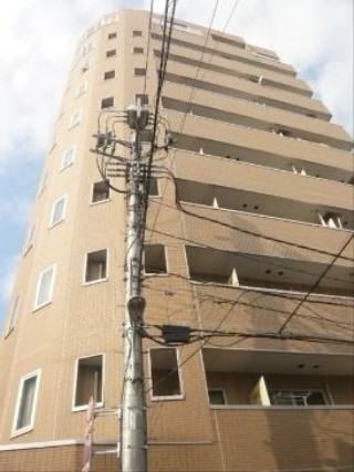ドミール原宿の外観