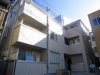 Ｈｅａｒｔ　ｌａｎｄ初台の外観