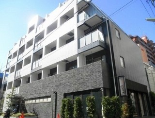 リアルスウィート三軒茶屋の外観