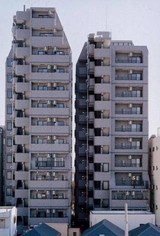 グランド・ガーラ幡ヶ谷ＷＥＳＴの外観