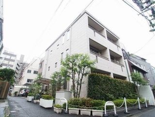 ヴァンテアン代々木の外観